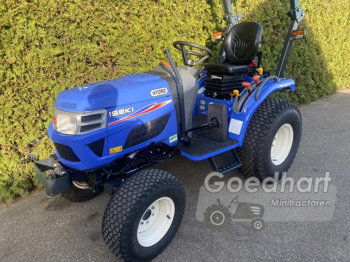 DEMO Compact tractor Iseki TM3217 hydrostaat