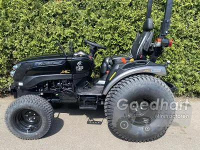 Compact tractor Solis26 HST Black Edition