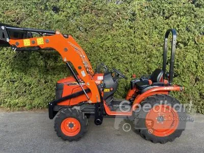 Nieuwe Kubota B2441 met voorlader !!