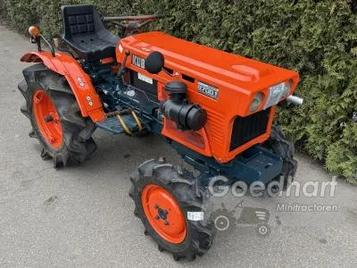 Mini tractor Kubota B7001DT